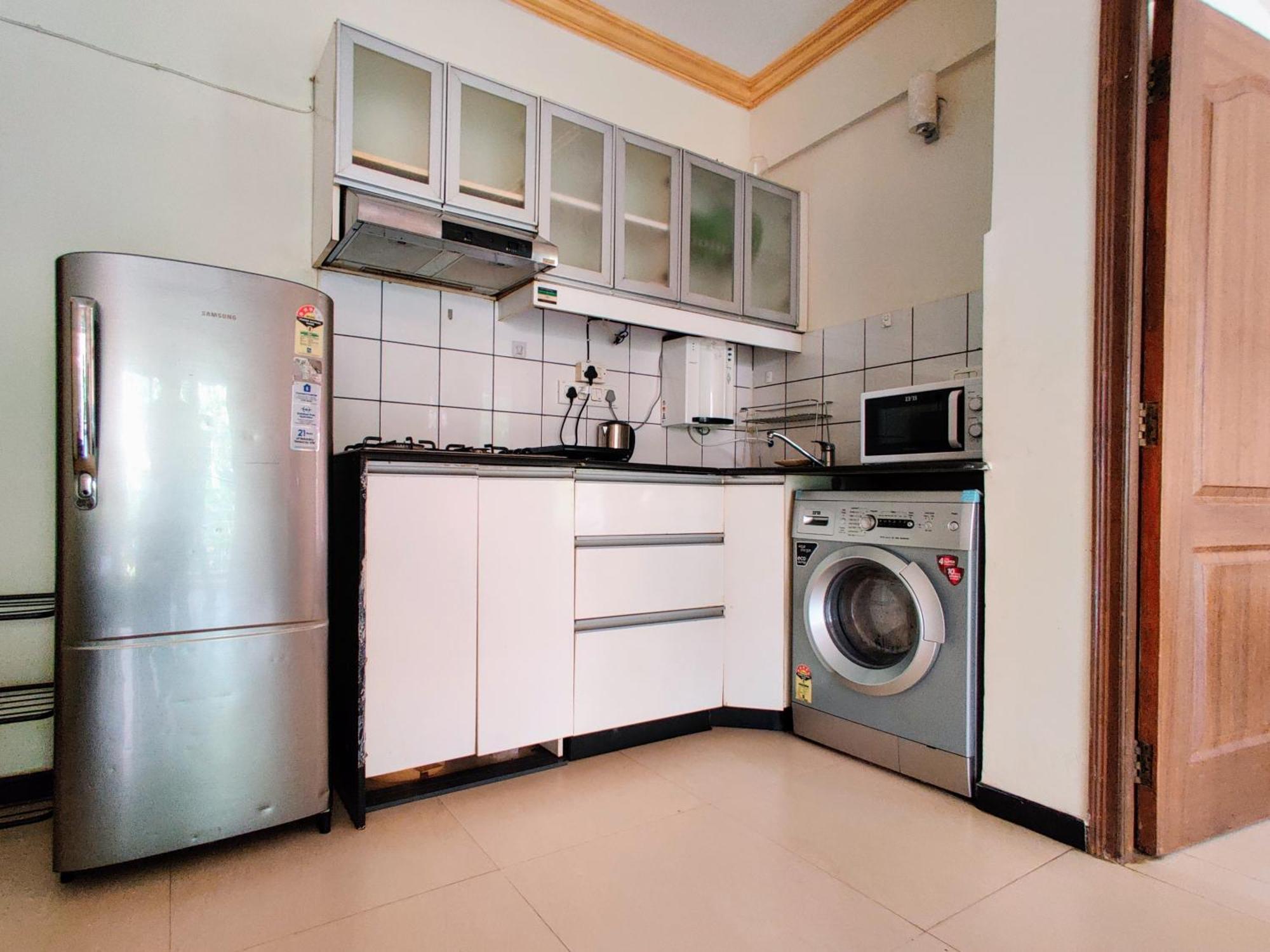 Ivy Retreat- Serviced Apartments Бага Екстериор снимка