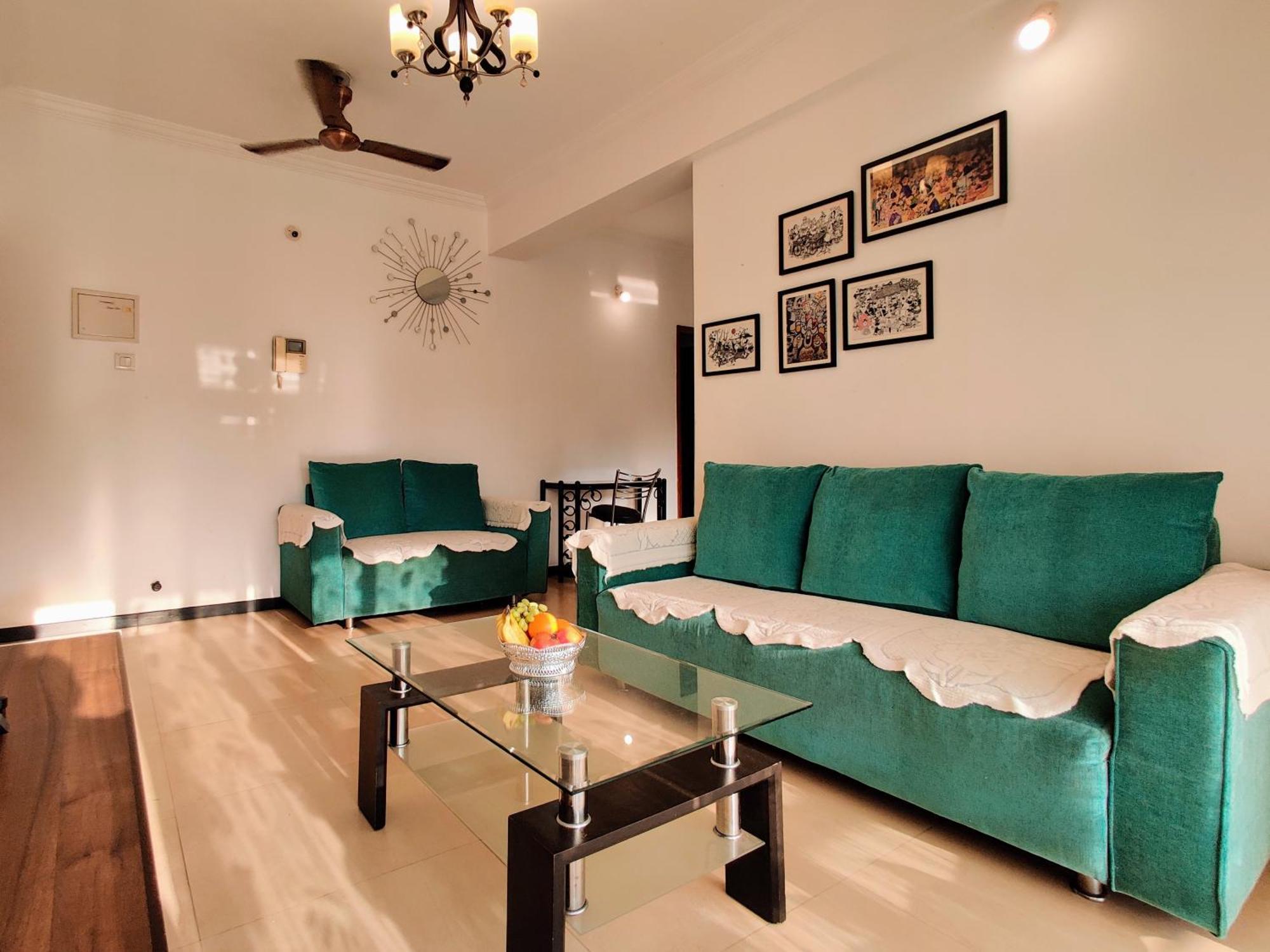 Ivy Retreat- Serviced Apartments Бага Екстериор снимка